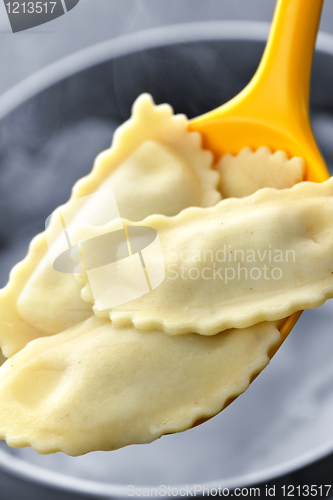 Image of Cooking ravioli