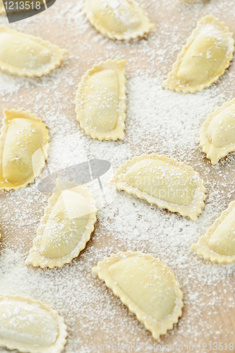 Image of Uncooked ravioli