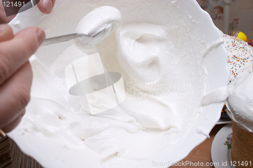 Image of White egg cream