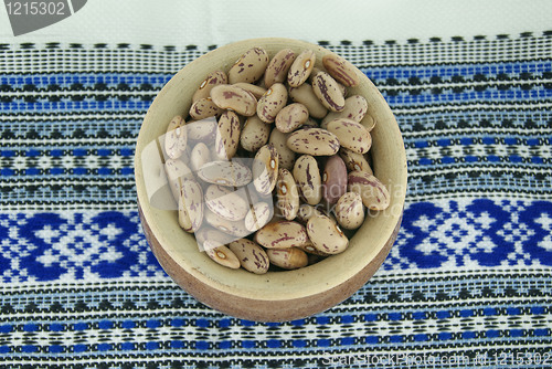 Image of Dried kidney beans in a mug