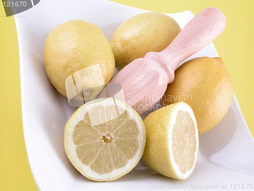 Image of lemon squeezer