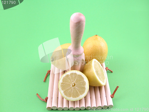 Image of lemon squeezer