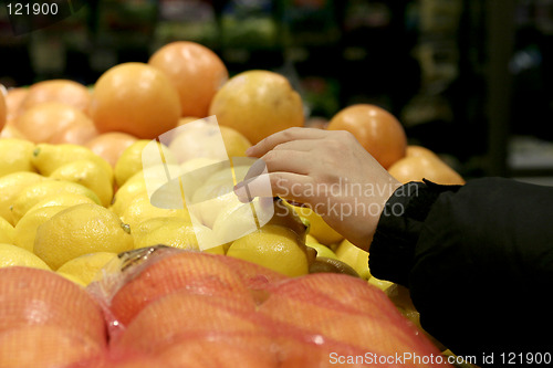 Image of picking lemon