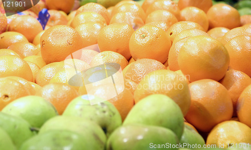 Image of oranges and apples