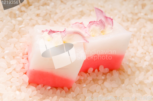 Image of Japanese dessert, Mochi with rose