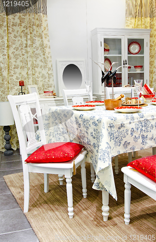 Image of Dining room angle