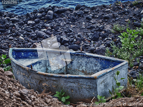 Image of old boat