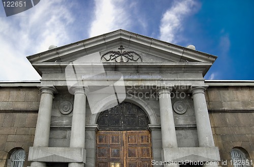 Image of The Neva gate.