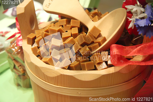 Image of Caramel cubes