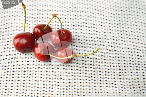 Image of Sweet red cherries 