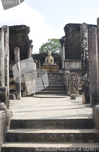 Image of Ancient Buddha statue