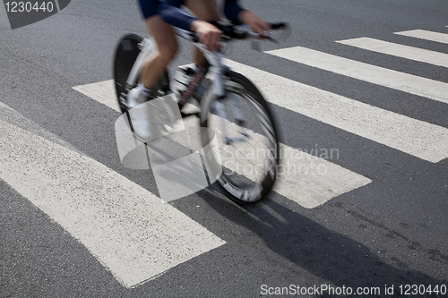 Image of Individual time trial cyclist