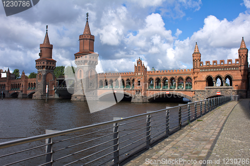 Image of Berlin Upper tree bridge