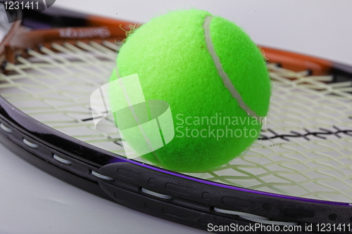 Image of The tennis ball