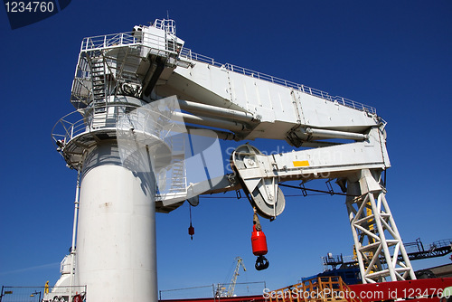 Image of The ship crane