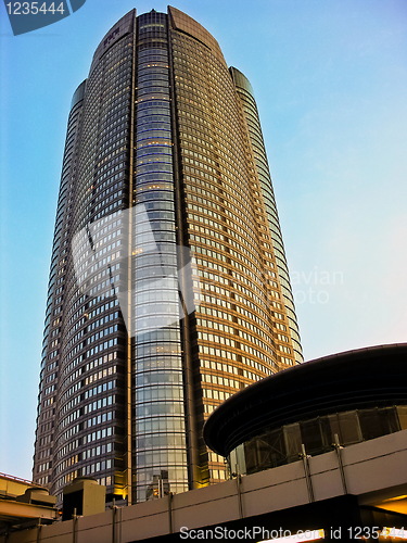 Image of Tokyo skyscraper