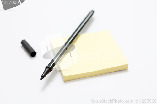 Image of Notepad and pen