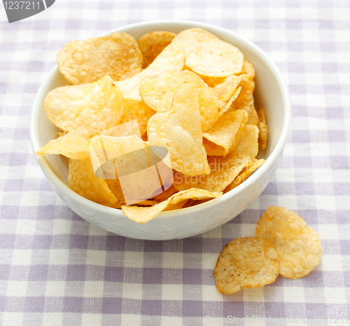 Image of Chips in a bowl