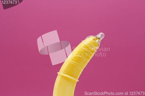 Image of Banana wearing condom