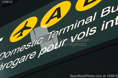 Image of airport signage
