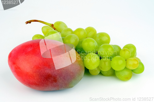 Image of Mango and green grapes.