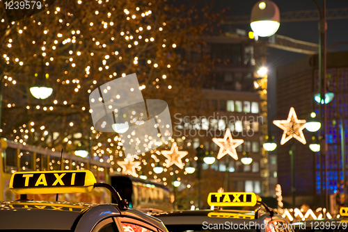 Image of taxi at night