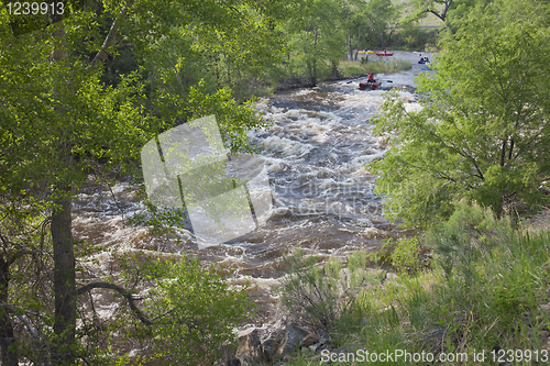 Image of whitewater rafters 