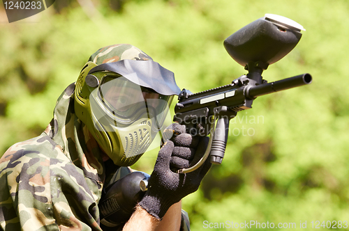 Image of paintball player