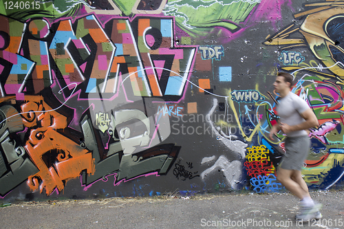 Image of Runner in the city.