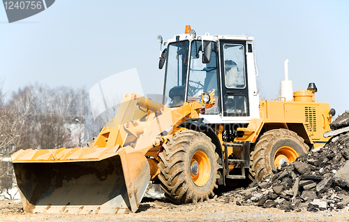 Image of front end loader machine