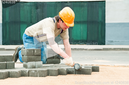 Image of sidewalk pavement construction works