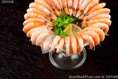 Image of shrimps with lemon