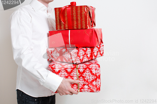 Image of Presenting alot of gifts