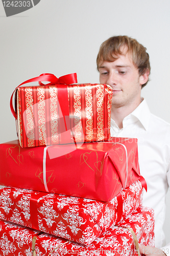Image of Presenting alot of gifts