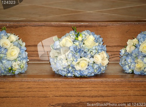 Image of bridesmaid bouquets