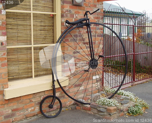 Image of penny-farthing bicycle