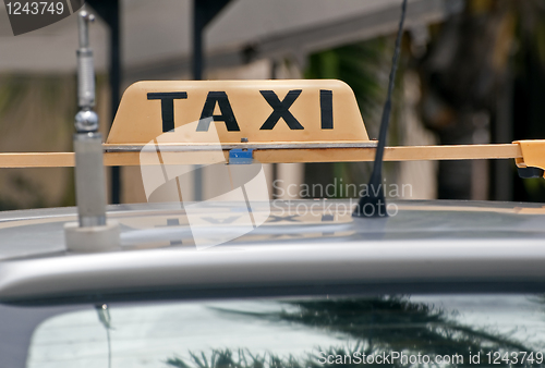 Image of Taxi sign.