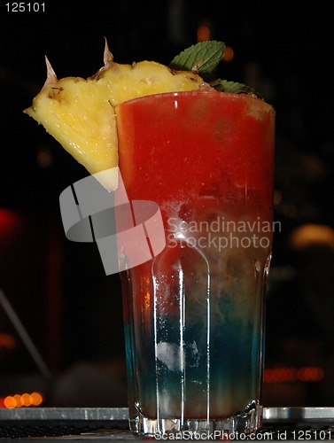 Image of Red and blue with pineapple