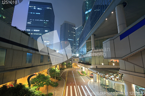 Image of traffic in Hong Kong at night 
