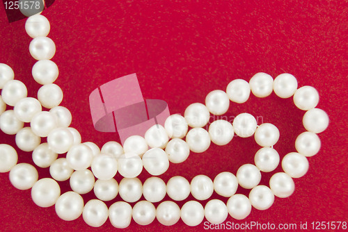 Image of Pearl beads