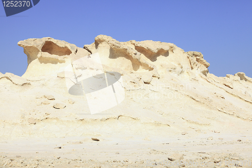 Image of Qatar desert erosion geology