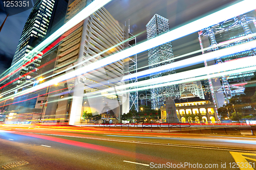 Image of traffic light stream and office bulidings