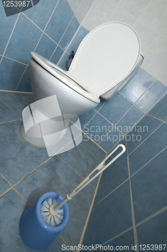 Image of white toilet