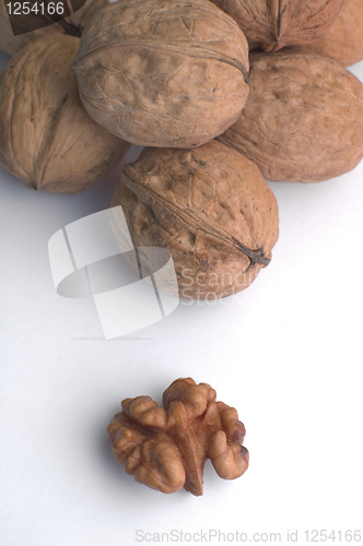 Image of walnuts