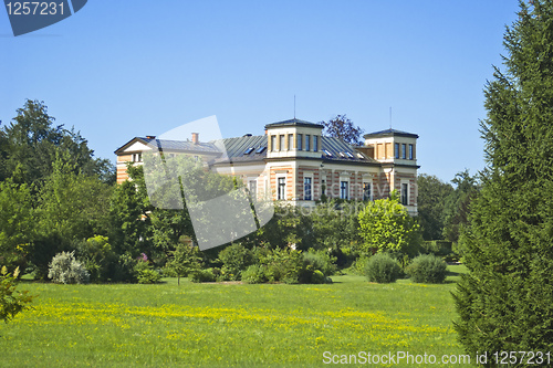 Image of big house in nature