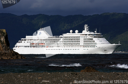 Image of Silver Whisper