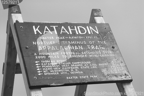 Image of Peak sign