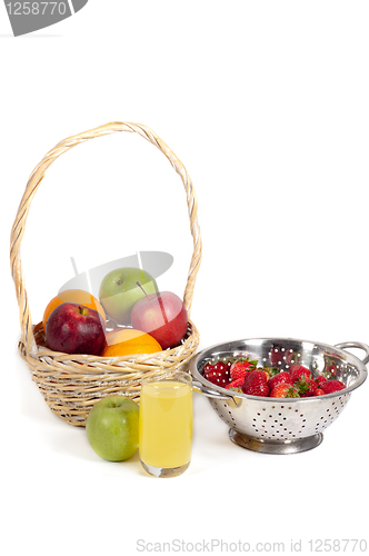 Image of Basket with fruits