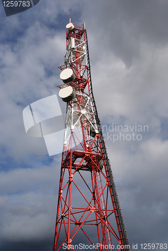 Image of telecommunications tower 