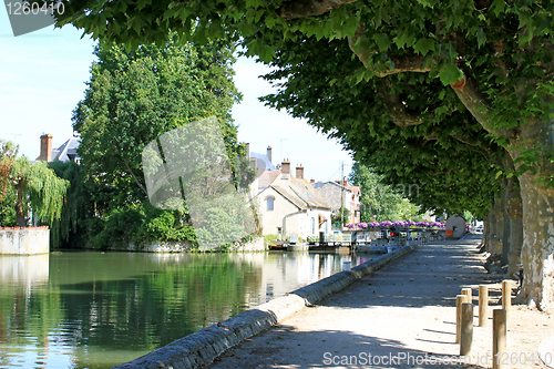 Image of houses along the water